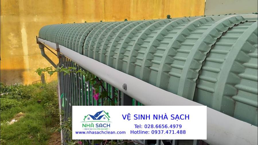 Chuẩn Bị Gì Cho Mùa Mưa? Dịch Vụ Vệ Sinh Máng Xối, Cống Thoát Nước Công Nghiệp