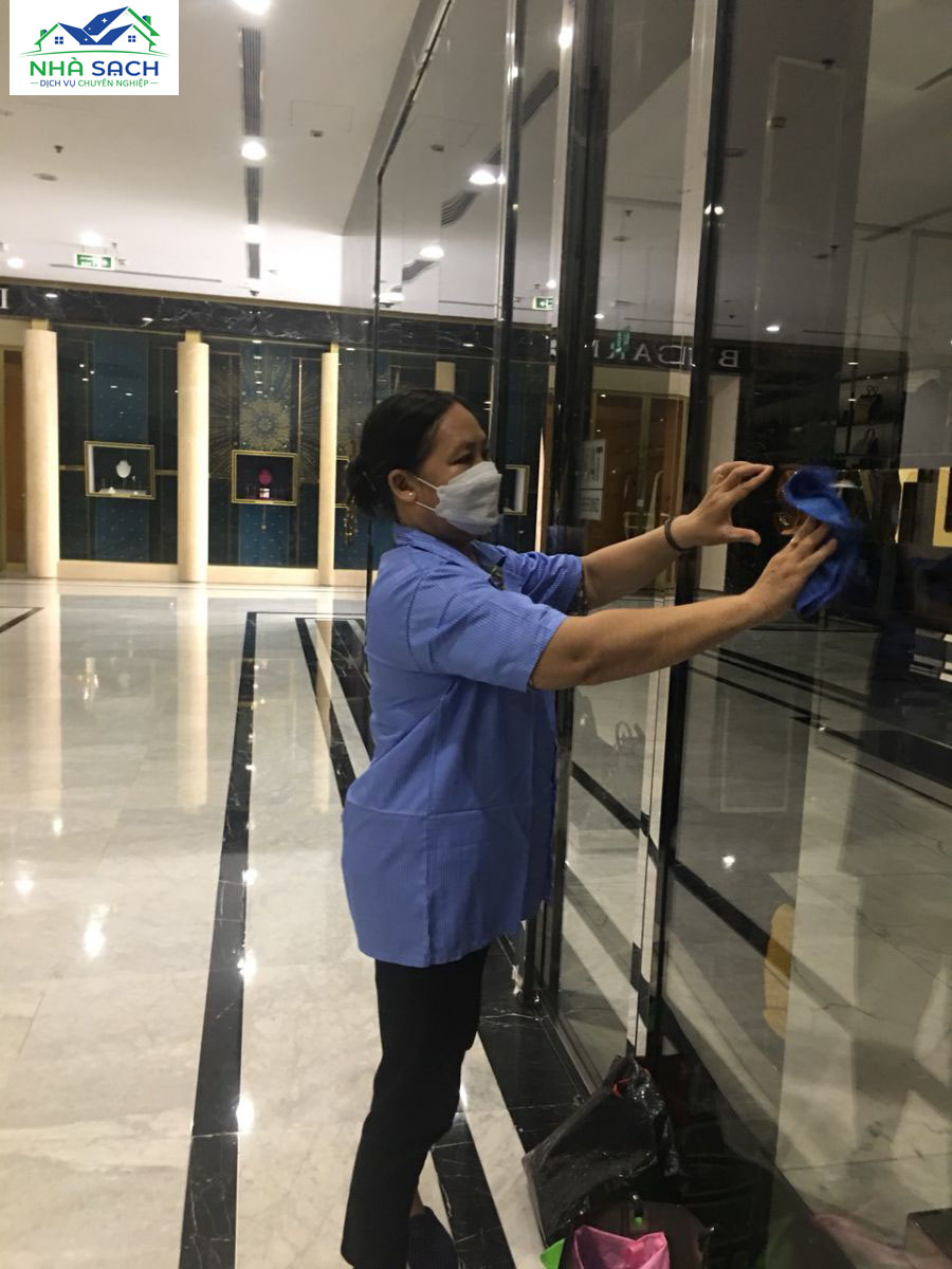 Cung cấp tạp vụ chung cư, toà nhà tại Tphcm