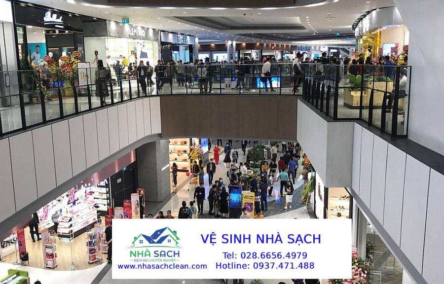 Đội vệ sinh cho trung tâm thương mại số lượng lớn