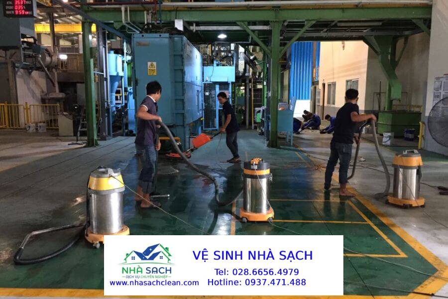 Dịch Vụ Vệ Sinh Cho Xưởng Cơ Khí: Xử Lý Sạch Dầu Mỡ & Bụi Kim Loại