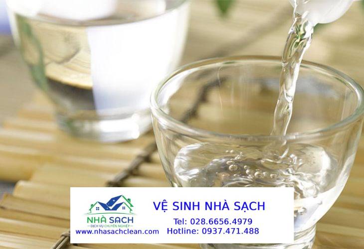 Làm Thế Nào Để Khử Mùi Ẩm Mốc, Hóa Chất Trong Kho Xưởng?