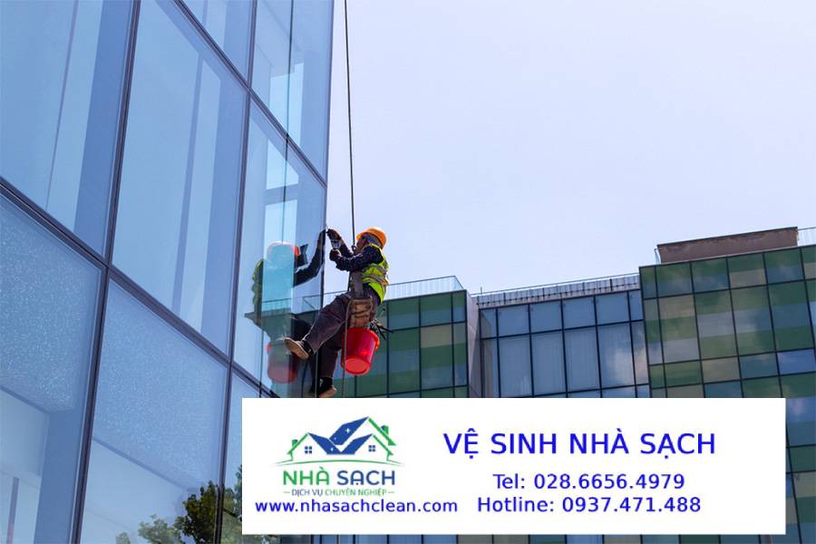 Miraglo - Hóa Chất Vệ Sinh Kính Đến Từ Ecolab