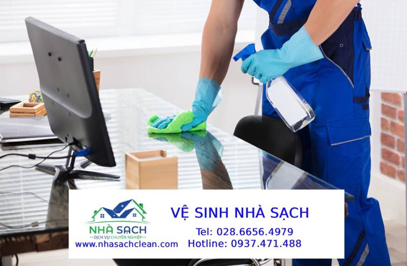 Ưu Đãi Đặc Biệt Mùa Hè: Vệ Sinh & Khử Khuẩn Toàn Diện Cho Không Gian Làm Việc