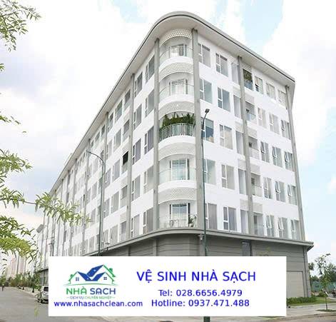 Dọn căn hộ bị bám bụi sau sửa chữa