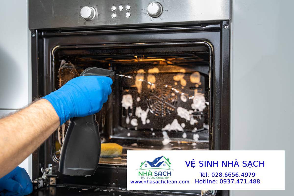 Vệ Sinh Lò Nướng Nhanh Chóng Với Greasecutter