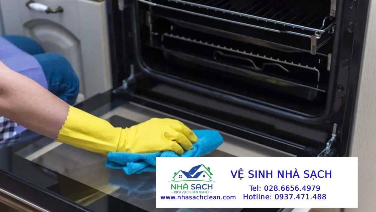 Vệ Sinh Lò Nướng Nhanh Chóng Với Greasecutter