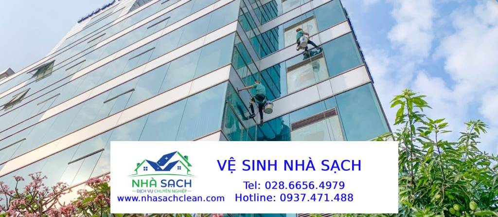 Dịch vụ vệ sinh, lau kính tòa nhà cao tầng huyện Củ Chi